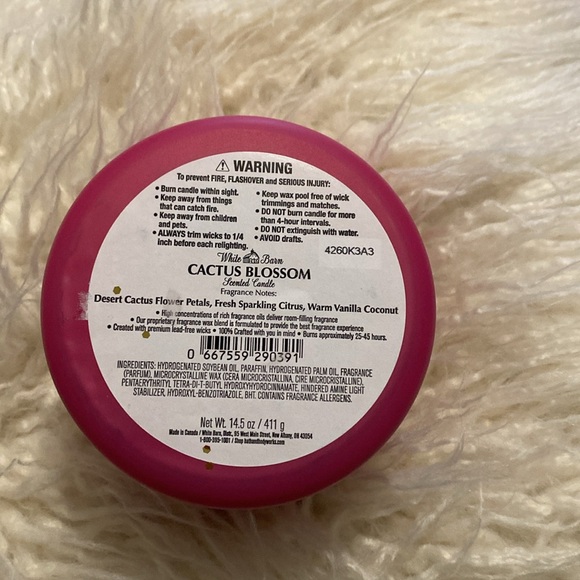 NWT! Bath and Body Works candle! - Picture 5 of 6